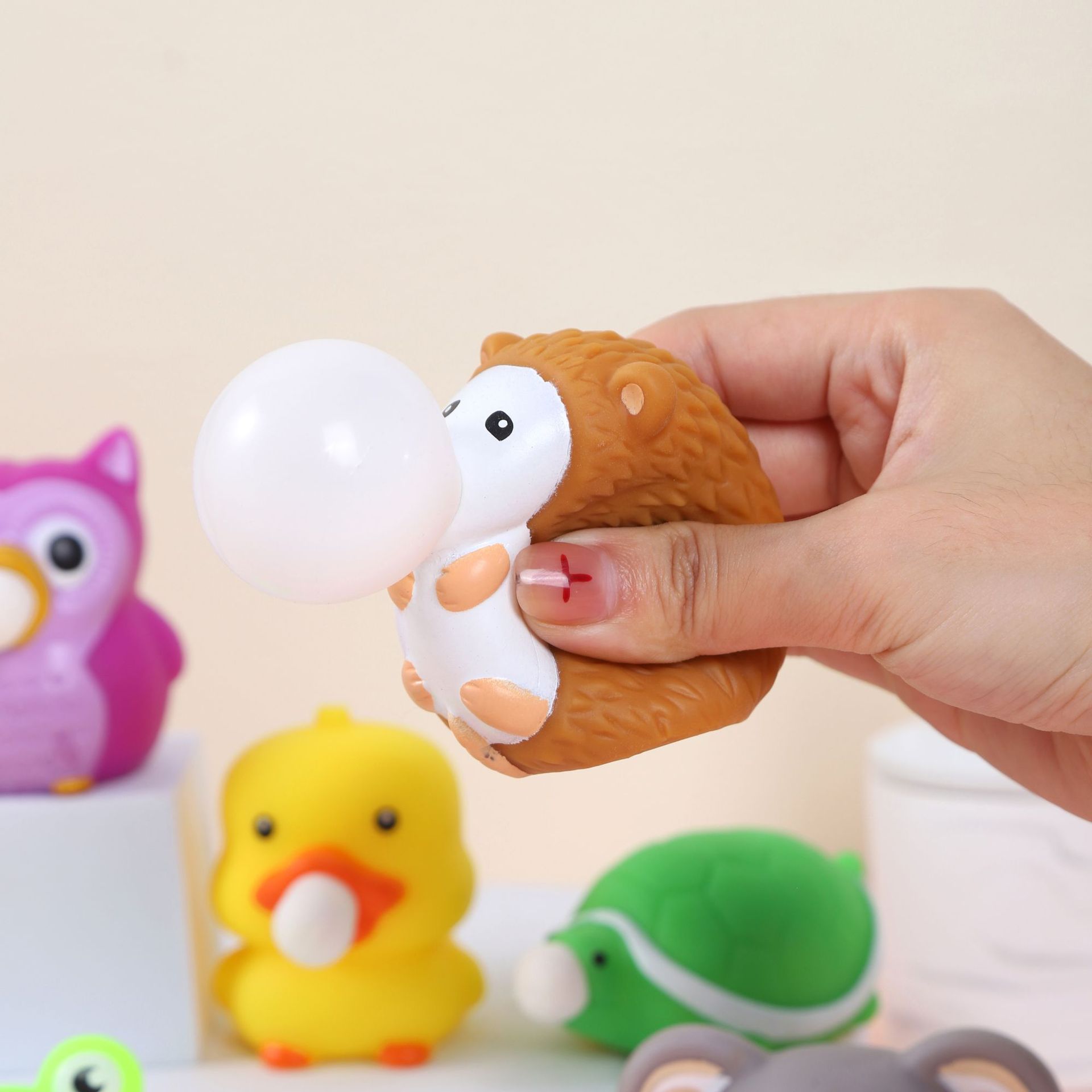 Bubble-Spittin' Animal Squeeze Pals โ photo 5