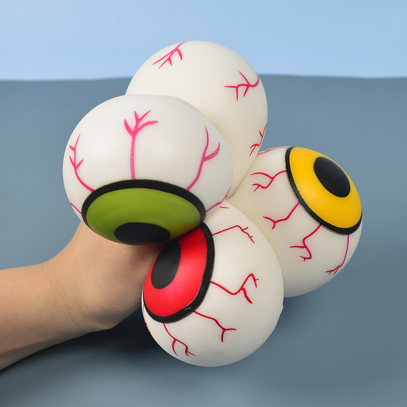 Bloodshot Eyeball Squeeze Ball — photo 4