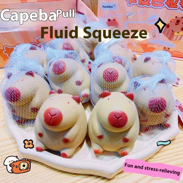 Chunky Capybara Fluffy-Squeeze Buddy