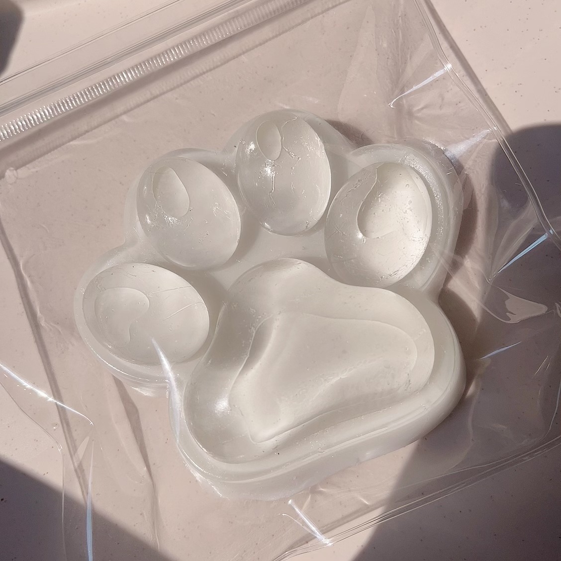 Kitty Paw Silicone Mold — photo 3