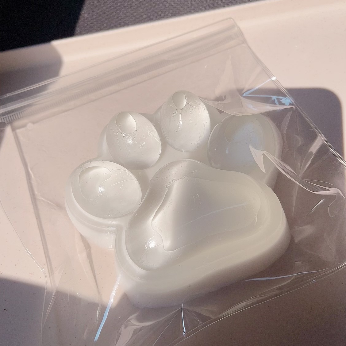Kitty Paw Silicone Mold — photo 5