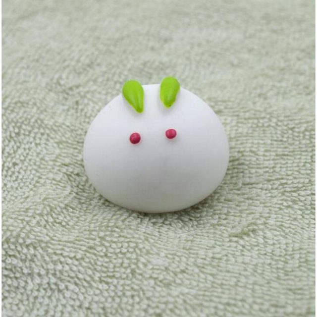 Green-Eared White Mochi Bunny