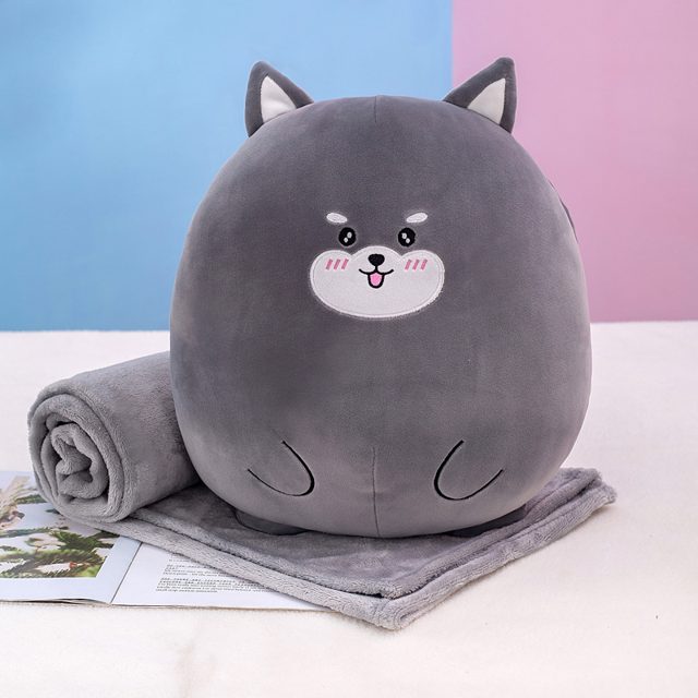 Sleepy Egg Husky Plush & Blanket