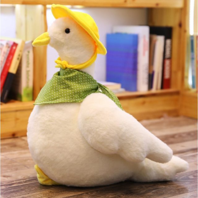 Sunhat Duck Plush with Green Scarf, 20cm โ photo 3