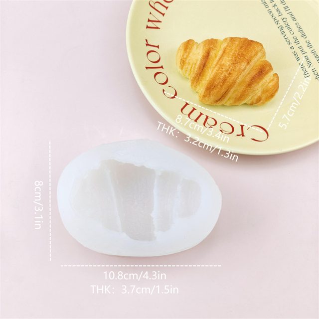 Flaky Croissant Silicone Mold — photo 3