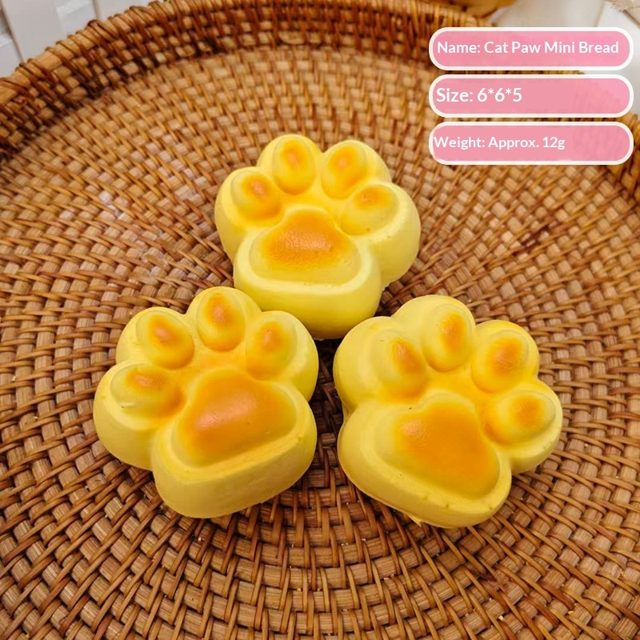 Toasty Cat Paw Bun Squishy