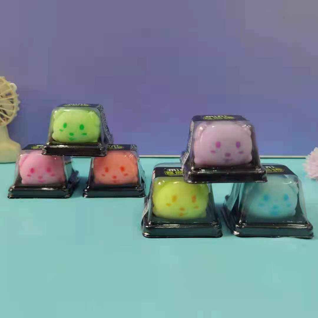 Glow Tofu Cat Mochi Squishy — photo 2