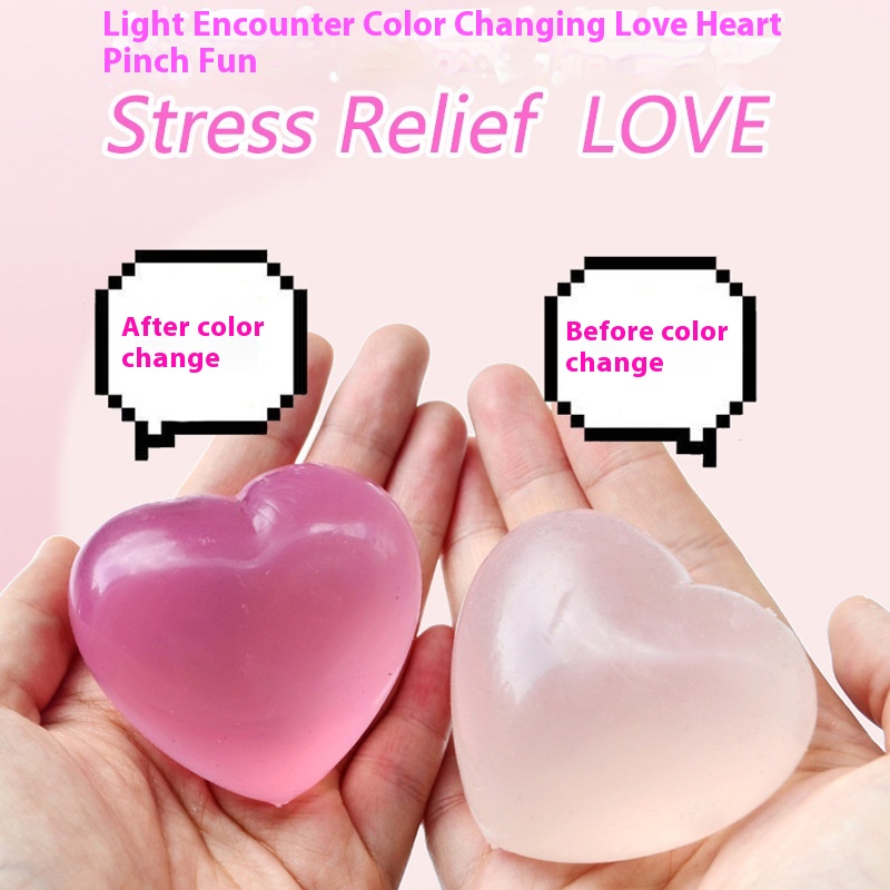 Color-Changing Heart Squish โ photo 2