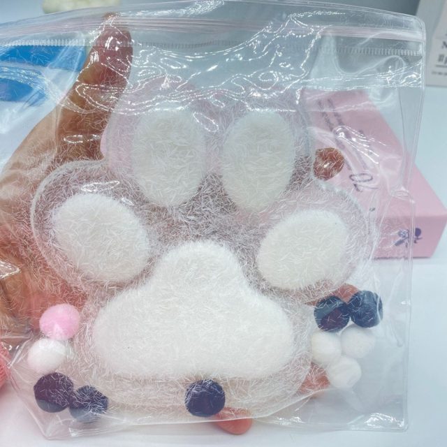 Fuzzy Snow-White Kitty Paw Squishy