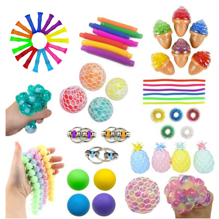 Set Chain Squeeze Toy
