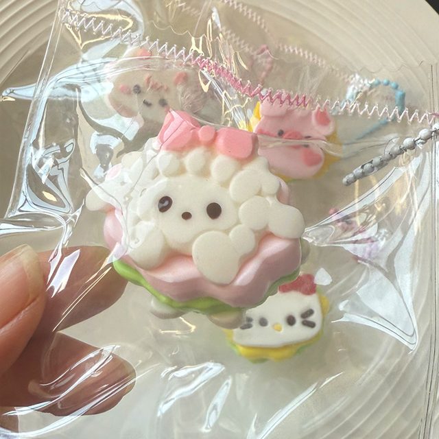 Fluffy Lamb Macaron Burger Charm