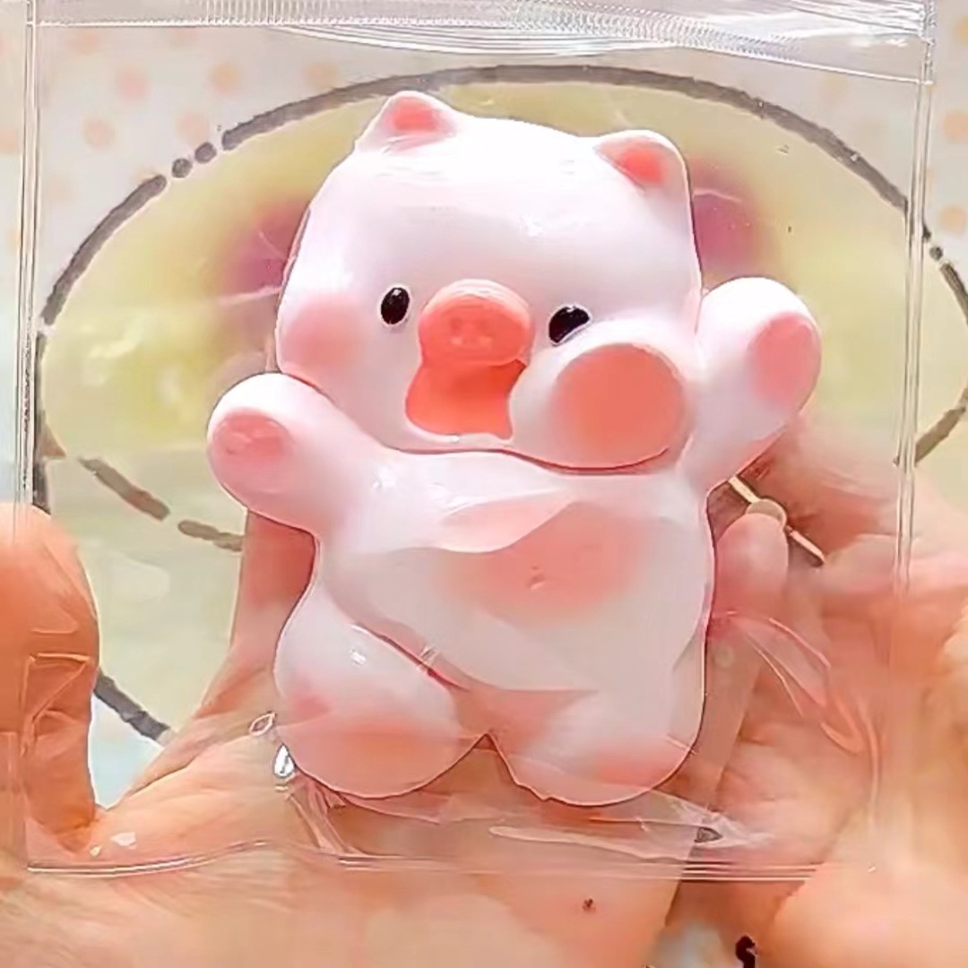 Bagged Pink Piggy Pinch Squishy — photo 4