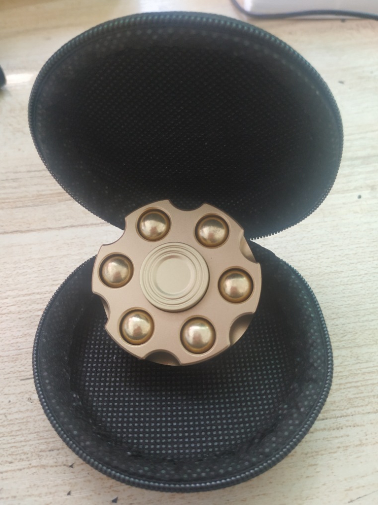Spinner Revolver Bullet Spins At Fidget โ photo 3