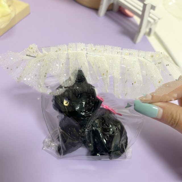 Fuzzy Flocked Kitty in a Bow Bag โ photo 5