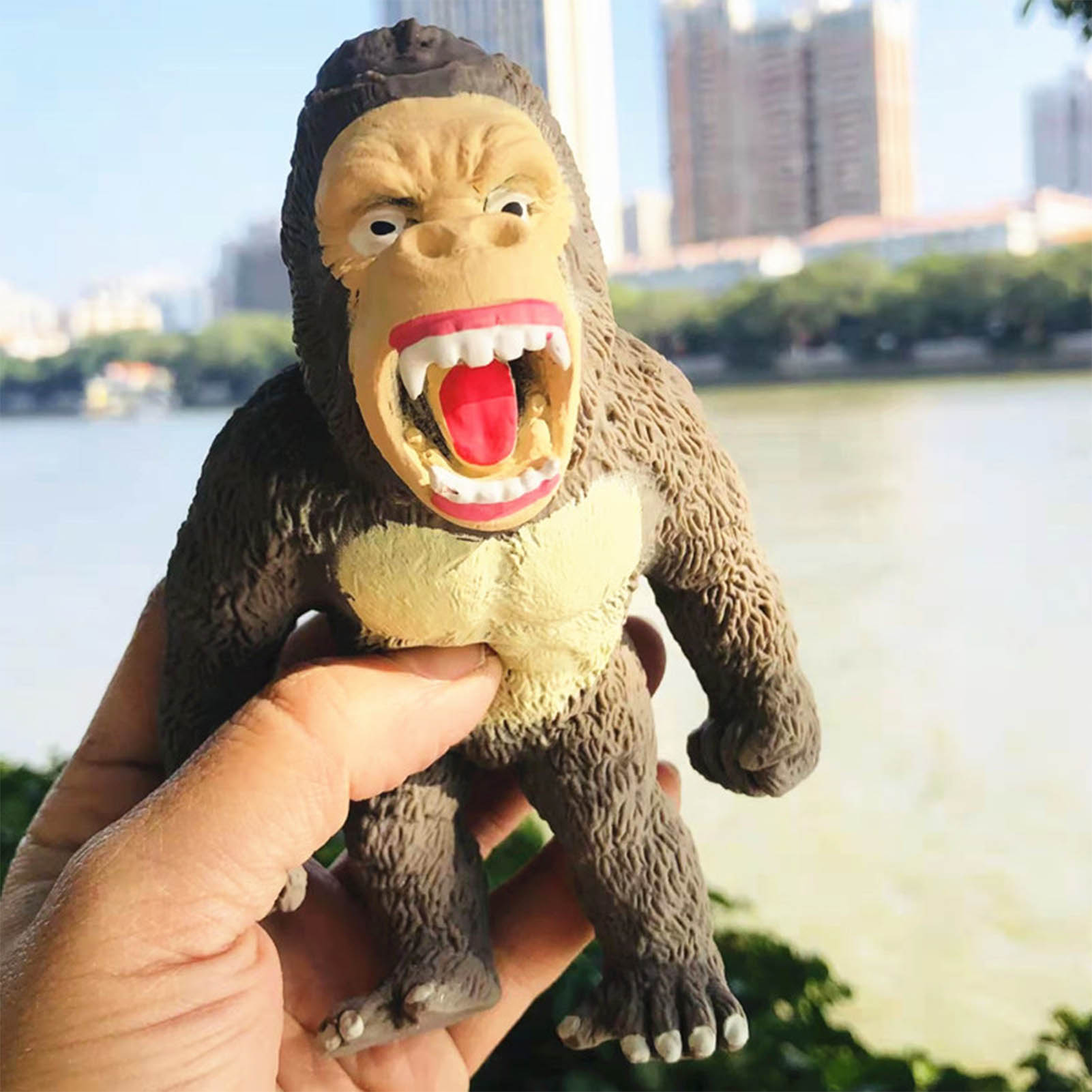 Stretchy Roaring Gorilla