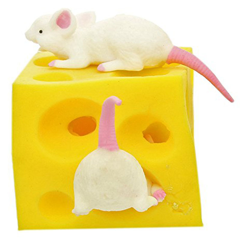 Hide-And-Squeak Mouse Cheese Block โ photo 3