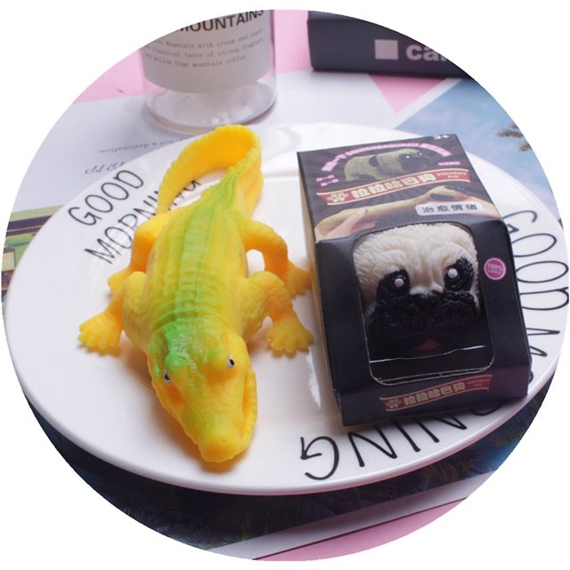 Stretchy Yellow-Green Crocodile