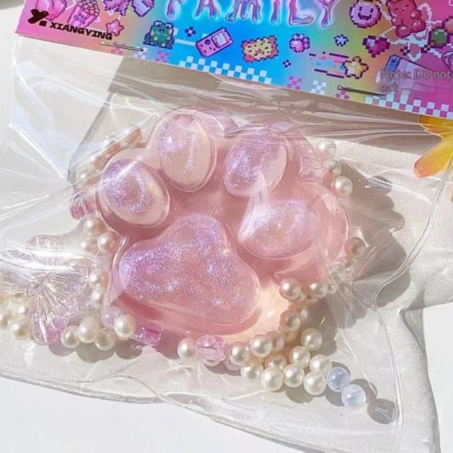 Bubblegum Glitter Kitty Paw Squishy